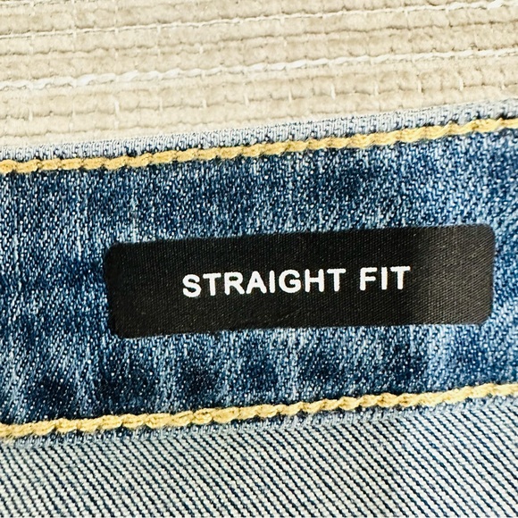 Judy Blue Straight Fit Jeans Women's 15/32 Mid Rise Raw Hem Stretch NWT - Picture 10 of 13